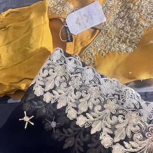 Agha noor Kollektion, original Agha noor Pakistanischer Designer Salwar-Anzug, pakistanischer Kamiz, Desi Salwar-Anzug, Desi Outfit