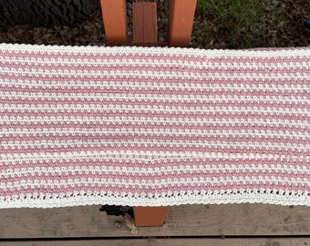 Moss Stitch Baby Blanket: Dusty Rose & Cream, Newborn Size