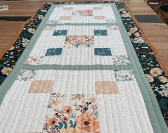 Table Runner Pattern Easy Quilt Patterns for Beginners Simple Scrappy Quilting Project sewing machine mat Digital Download Pattern PDF