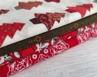 Quilting fabric Bundle|Fat Quarter Bundle|Red, White & Olive Christmas fabric |4 fat quarters|discontinued fabric|FREE postage available