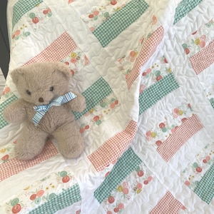 Easy Quilt Patterns PDF ONLY Simple Chic Quilt Beginner Pattern for Baby Throw and Bed Quilts. image 6