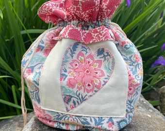 Patrón de bolsa con cordón/Bolsa de costura/Bolsa con cordón PDF/Patrón PDF/Bolsa para niñas/Bolsa para proyectos/Tilda Días ventosos/Patrón de bolsa Tilda/Tela Tilda/