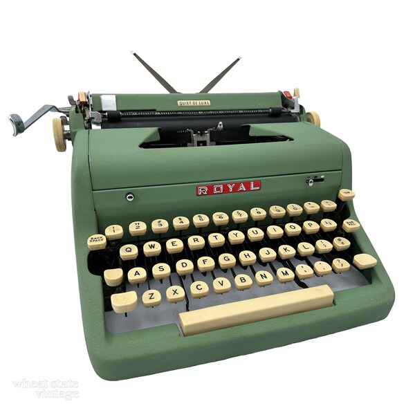 Adorable Mint Green 1950s Royal Quiet DeLuxe Typewriter - Great Condition and Working Well