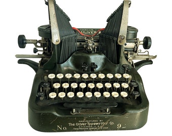 Fantastic Antique Oliver No. 9 Batwing Typewriter - Excellent Working Condition with New Ribbon