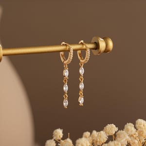 Dainty Diamond Drop Earrings,Minimalist Marquise Diamond Dangle EarringsCZ Diamond Drop Earrings,Christmas Gift for Her