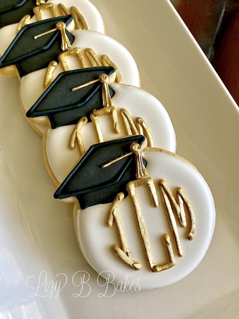12 Monogrammed Graduation Cookies! - Etsy