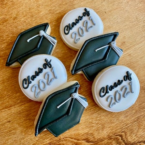 24 Mini 2025 Graduation Cookies!