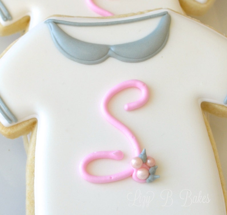 12 Sweet Baby Bodysuit Cookies image 3