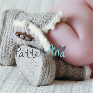 Crochet Baby Boots Pattern 3 image 4