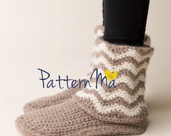 Crochet Slipper Pattern Women size 5 - 12 Chevron