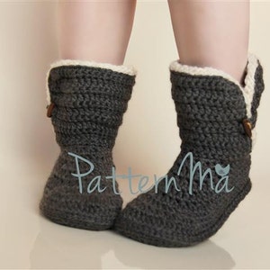 Crochet Slipper Pattern Women's size 5-12 22 image 1