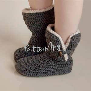 Crochet Slipper Pattern Women's size 5-12 22 image 2