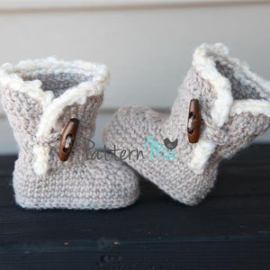 Crochet Baby Boots Pattern 3 image 2