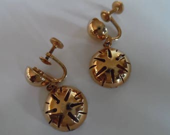 Rare Vintage 1980s Goldtone Pierced Half Dome Drop Screw Back Earrings