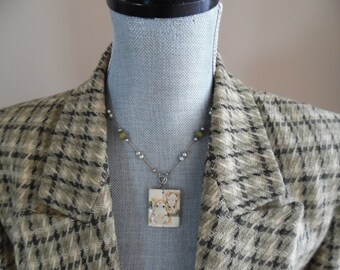 Vintage jaren 1980 Blazer Olive Green en Cream Wool Blend Plaid Blazer door Dana Buchman Luxury Fiber Plaid Tailored Blazer