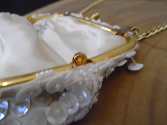 Vintage 1960s Iridescent White Beaded and Sequine… - image 6