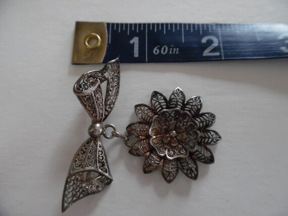 Vintage 1930s Sterling Silver Filigree Bow and Da… - image 2