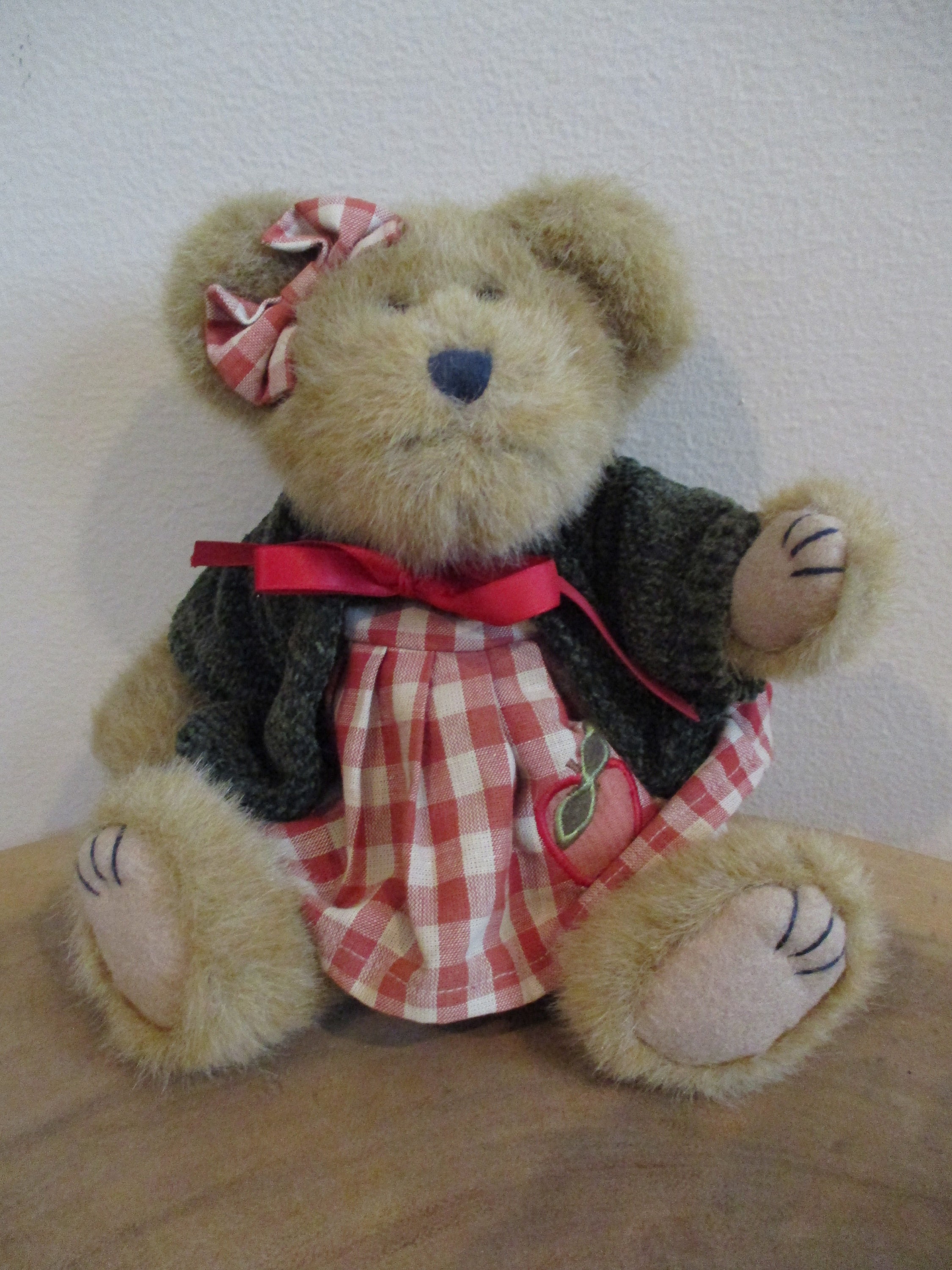 Vintage 1988 - 2001 Boyd's Bear With Red Gingham Check Dress and