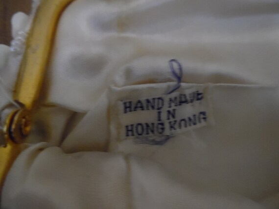 Vintage 1960s Iridescent White Beaded and Sequine… - image 8