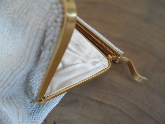 Vintage 1960s White Beaded Evening Clutch Walborg… - image 7