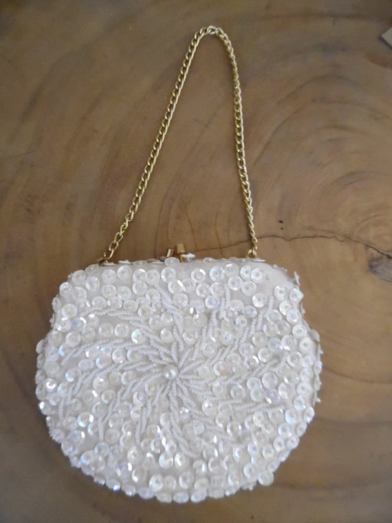 Vintage 1960s Iridescent White Beaded and Sequine… - image 3