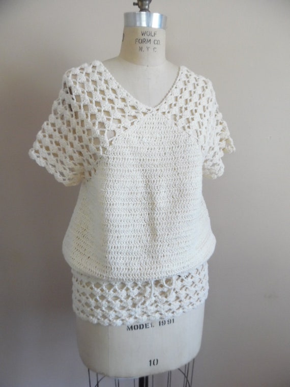 Vintage 1970s Crochet Top Cream and Gold Boho Hip… - image 6