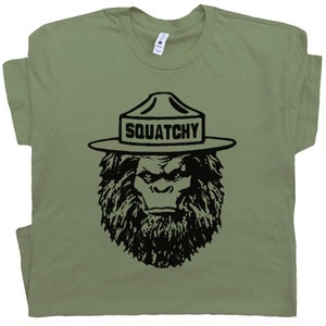 Squatchy T Shirt Sasquatch Camping T Shirt Bigfoot Shirt Funny Camping Graphic Tee Retro Hiking Shirts National Park Shirt Appalachian Trail