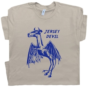 Jersey Devil Shirt Weird Mythical Creature Shirts Unusual Cryptozoology T Shirt for Men Women Guys Strange Cryptid Shirts Retro Graphic Tee