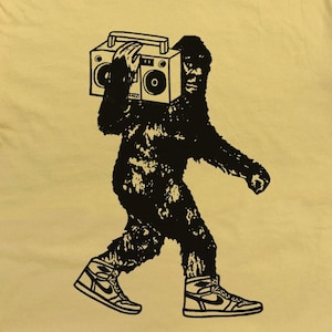Maglietta vintage hip hop con giradischi stereo, maglietta da dj strana e divertente, grafica esilarante anni '80, per uomo, donna e bambino.