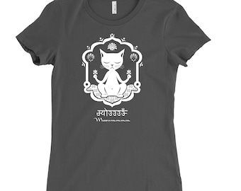 Cat T-shirt | Yoga Kitty | Women's Slim-Fit Short Sleeve t-shirt