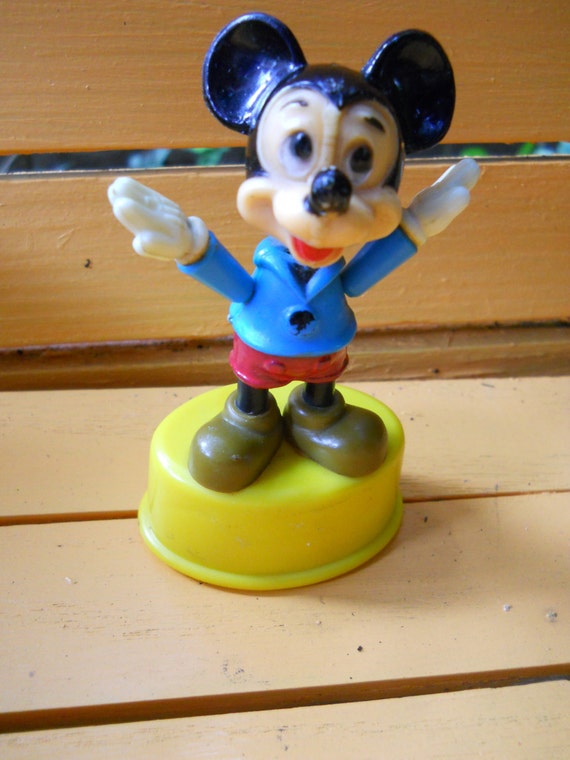 mickey mouse push pop