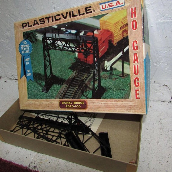 Plasticville Pond Bridge O-S Scale