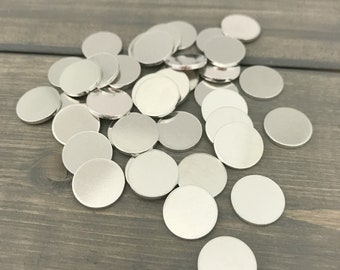 FIFTY - 1/2" tums runda skivstämplingsämnen - 16 Gauge Aluminium - Handstämplingsämnen för smycken - Handstämplingstillbehör