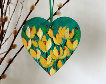 Hand-painted Crocus Yellow Flowers Green Hanging Decoration Heart Painting