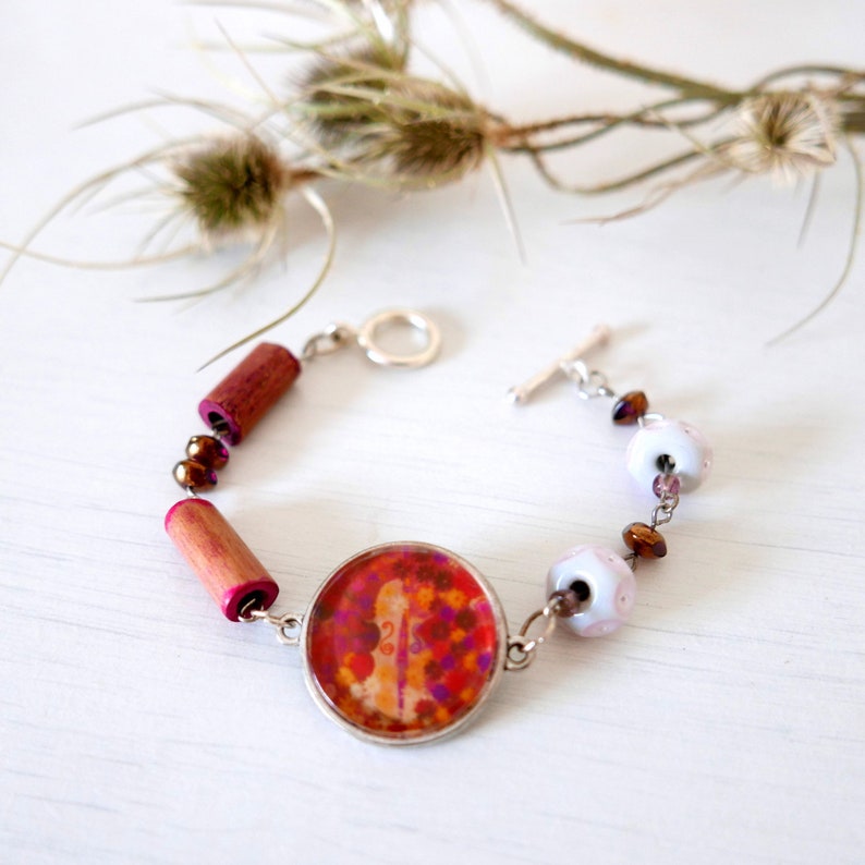 Dusty Pink Bracelet with Floral Art Pendant, Glass and Wooden Beads, Music Themed Jewellery, Handmade Jewelry with Violin Print image 1