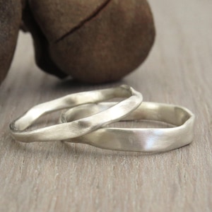 Wedding Ring Set, Gold Wedding Band Set, 18k White Gold Ring, His and Hers Wedding Rings, Unique Gold Rings for Couples, Matching Gold Bands