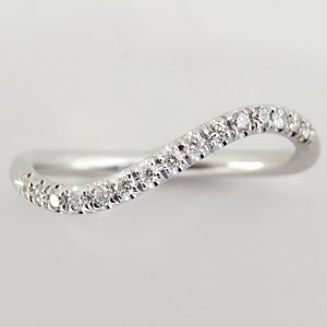 Diamond Wedding Band, Unique Diamond Ring, Diamond Wedding Ring, Pave Ring, Curved Diamond Ring, Small Diamond Ring, Delicate Diamond Ring