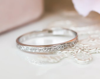 Thin Floral Wedding Band, Flower Wedding Band, Women Wedding Ring, 14k Stacking Ring, Floral Gold Ring, Delicate Wedding Band, 14k Gold Ring