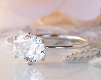 2 Carat Moissanite Ring, Oval Moissanite Ring, Oval Engagement Ring, Oval Moissanite Engagement Ring, 2 ct Moissanite Engagement Ring