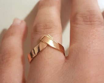 14K Rose Gold Ring, V Ring, Wide Rose Gold Wedding Band, Chevron Gold Ring, V Wedding Ring, 14K Gold Jewelry, Unique Womens Gold Band, Gift