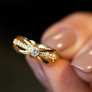 Infinity Engagement Ring, Infinity Diamond Ring, Unique Diamond Ring, 14k or 18k gold and Diamonds Infinity Ring, Bezel Set Diamond Ring.