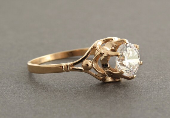 moissanite engagement ring moissanite