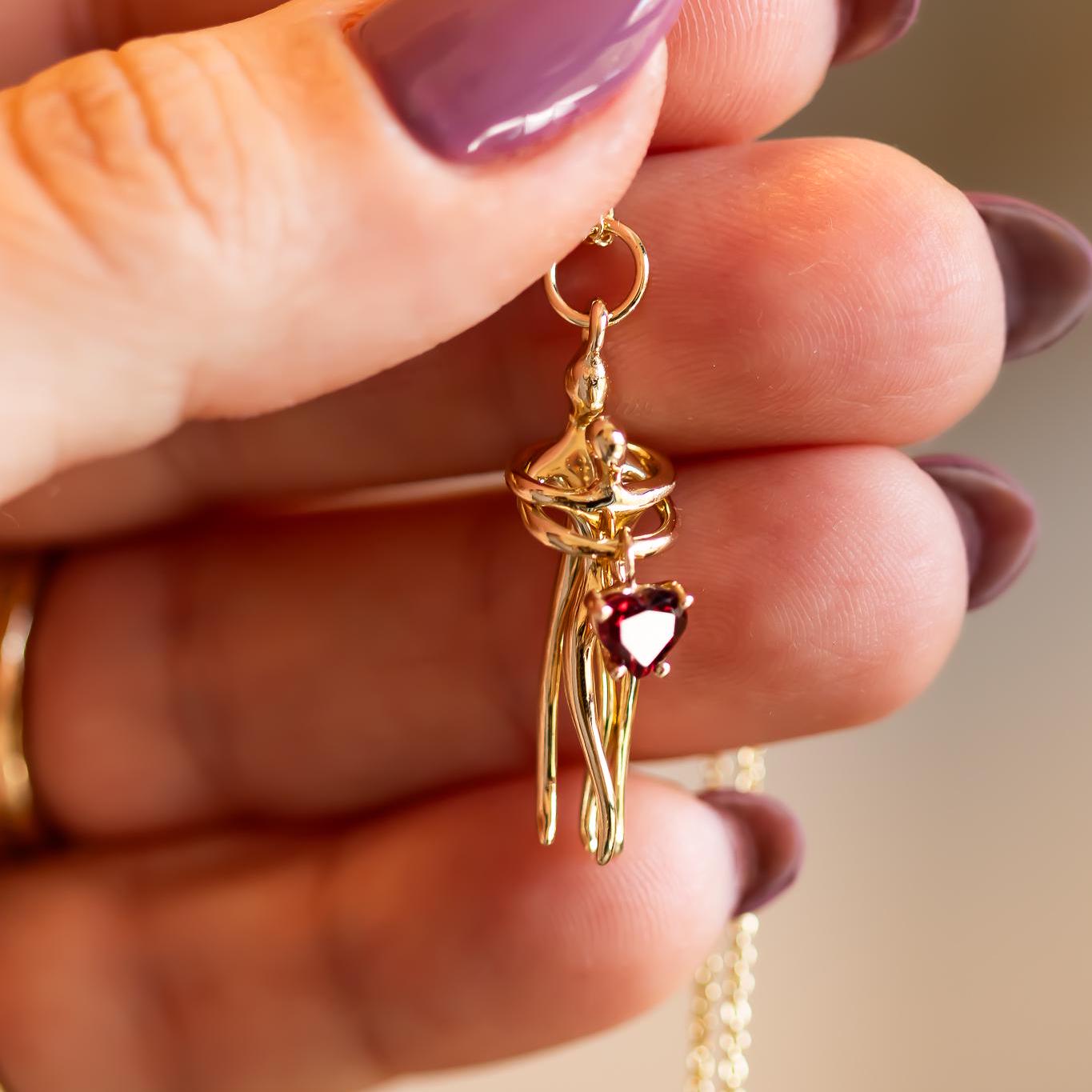 Dancng Couple Necklace – a Unque, Elegant, and Customzable Jewelry