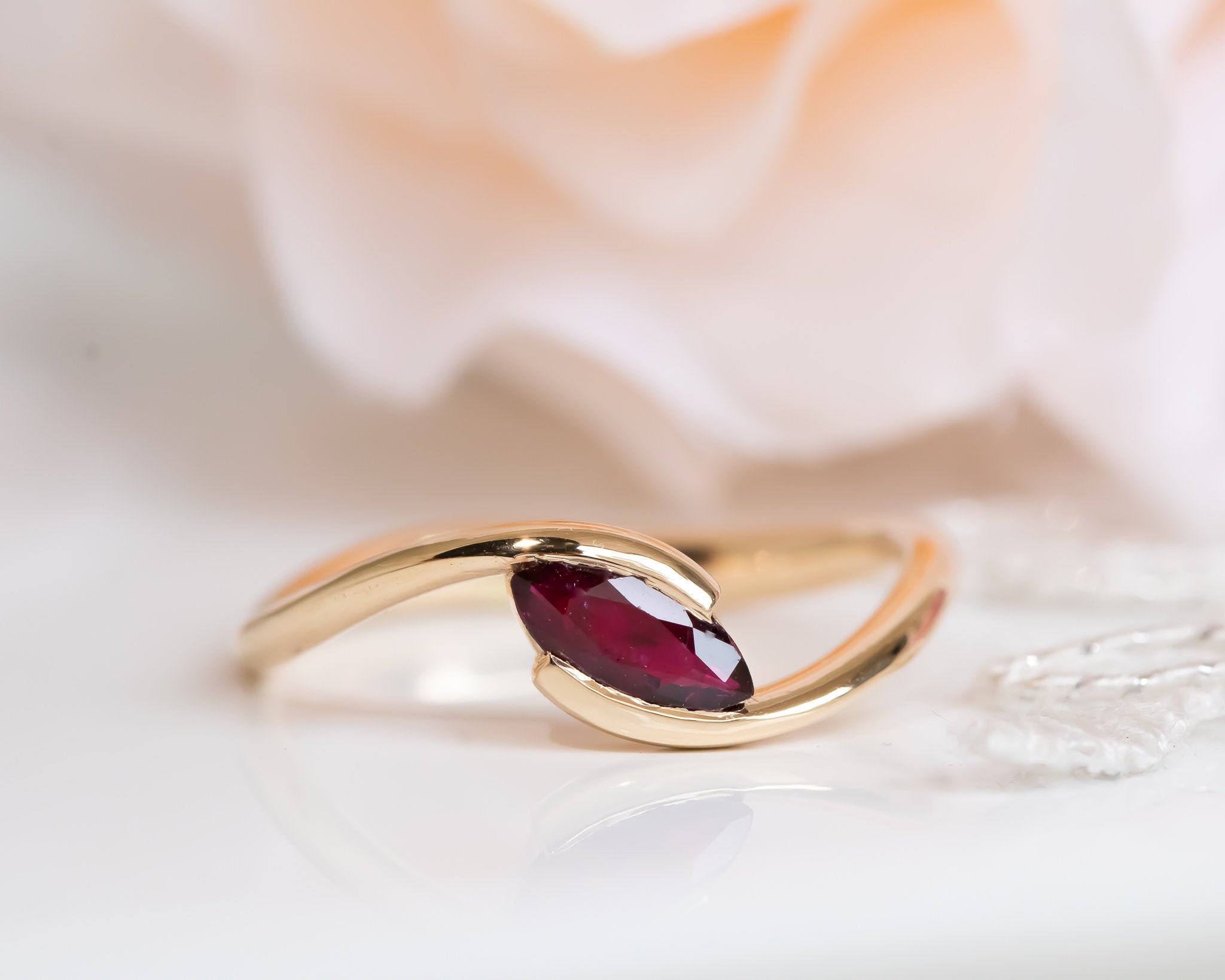 Ruby　inomata リング① Ruby Ring- Natural and Certified Pink Oval Cut 6 to 10 Carat
