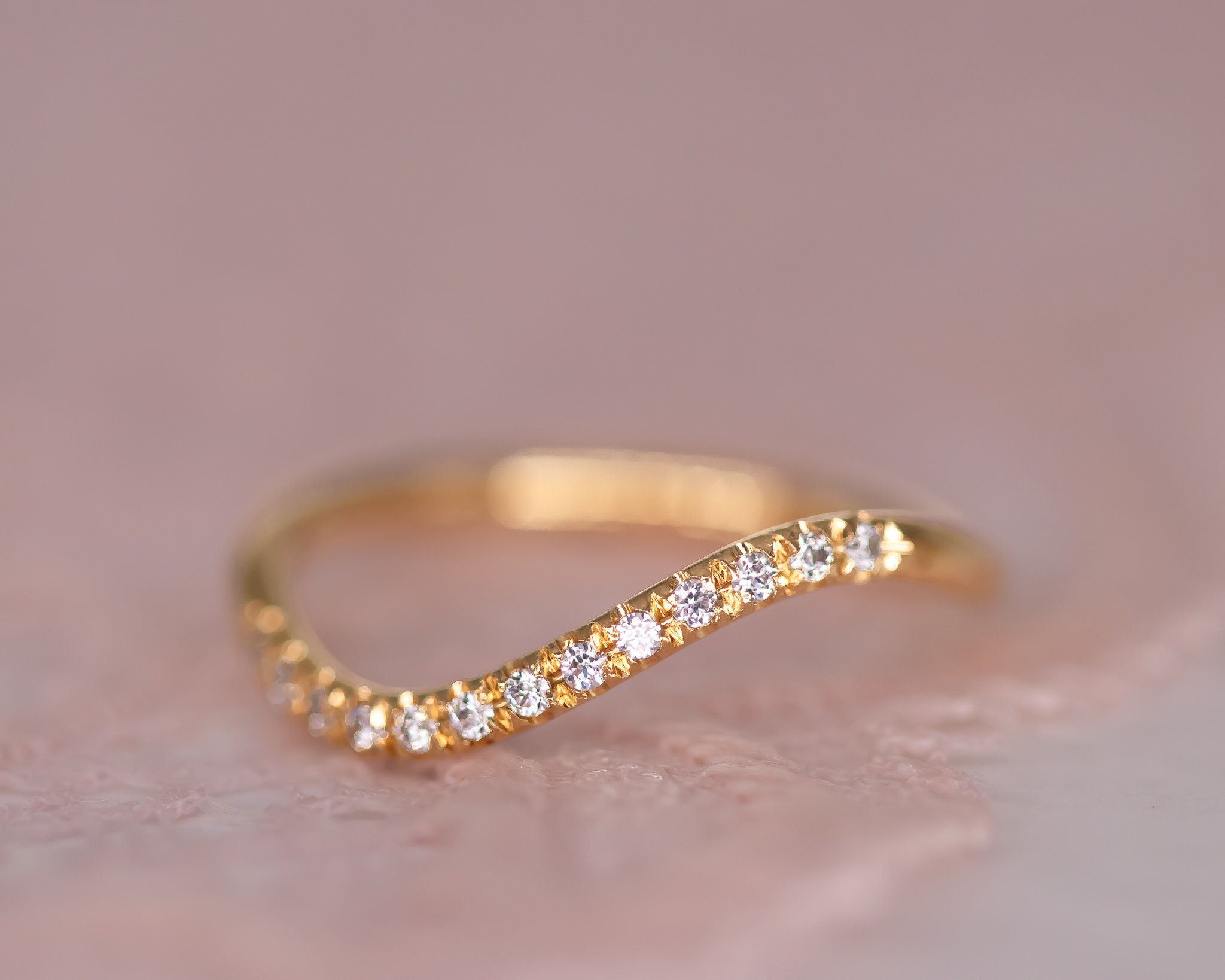 Thin diamond wedding band discount