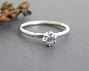Diamond Engagement Ring, 14k Gold Diamond Ring, Solitaire Diamond Ring, Diamond Ring, Thin Dainty Simple Diamond Ring, Round Diamond Ring