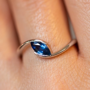 Marquise Sapphire Ring, Sapphire Engagement Ring, Marquise Engagement Ring, White gold Sapphire Ring, Blue Sapphire Ring, 14k, 18k Gold Ring