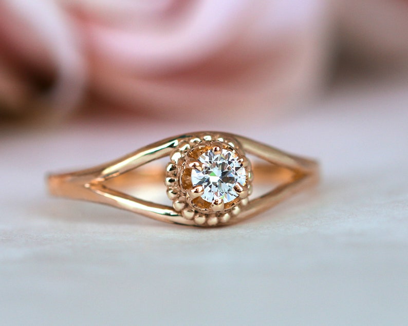 Rose Gold Diamant Ring, Vintage Verlobungsring, Antik Stil Ring, Rose Gold Verlobungsring, Einzigartiger Verlobungsring, Split Shank Ring Bild 1