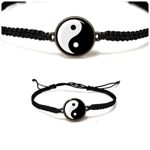 Yin Yang Bracelet Yin Yang Jewelry Delicate Yin Yang Macrame Bracelet Black and White Chinese Yin Yang Custom Bracelet Harmony Bracelet