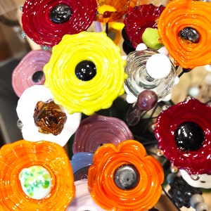 3 flowers surprise en verre filé au chalumeau , créations uniques - Perles - Bijoux perles - Lampwork bead - Perles Chalumeau